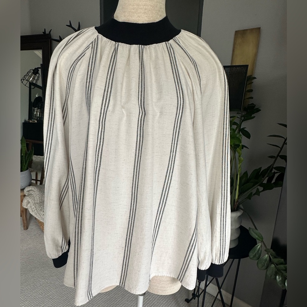 Zara Black and Cream Striped Blouse, size large - Picture 3 of 9
